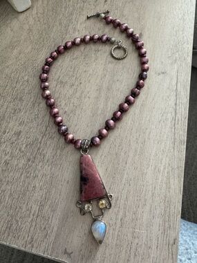 Statement Rhodonite & Moonstone Pendant Necklace – Silver tone.